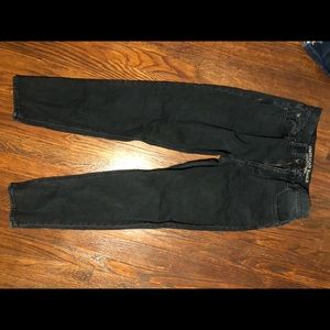 Black size 4 American eagle jeans